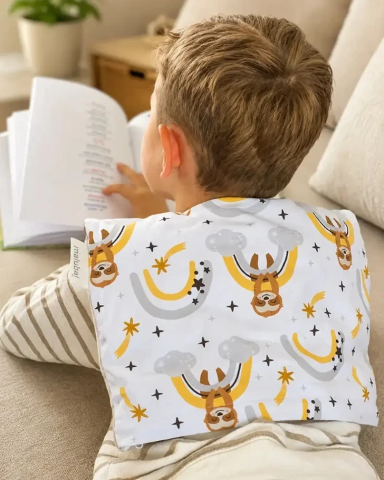 Poduszka sensoryczna obciążeniowa dla dziecka wzór Leniwiec Malubaj